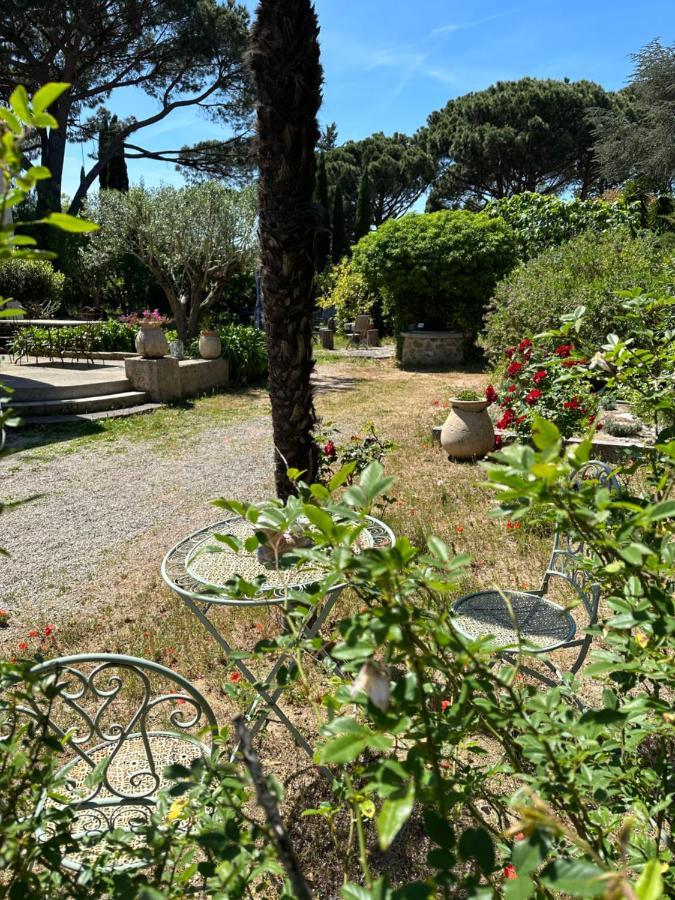 Magnifique Studio Tropezien A 300 M De La Plage Saint-Tropez Esterno foto